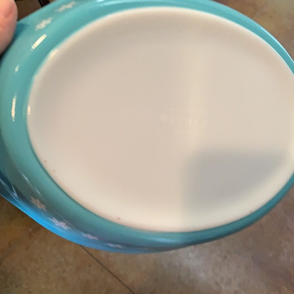 Vintage Pyrex divided casserole dish - Picture 5 of 5